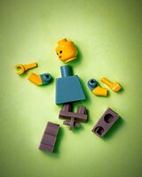 auseinandergenommene Legofigur